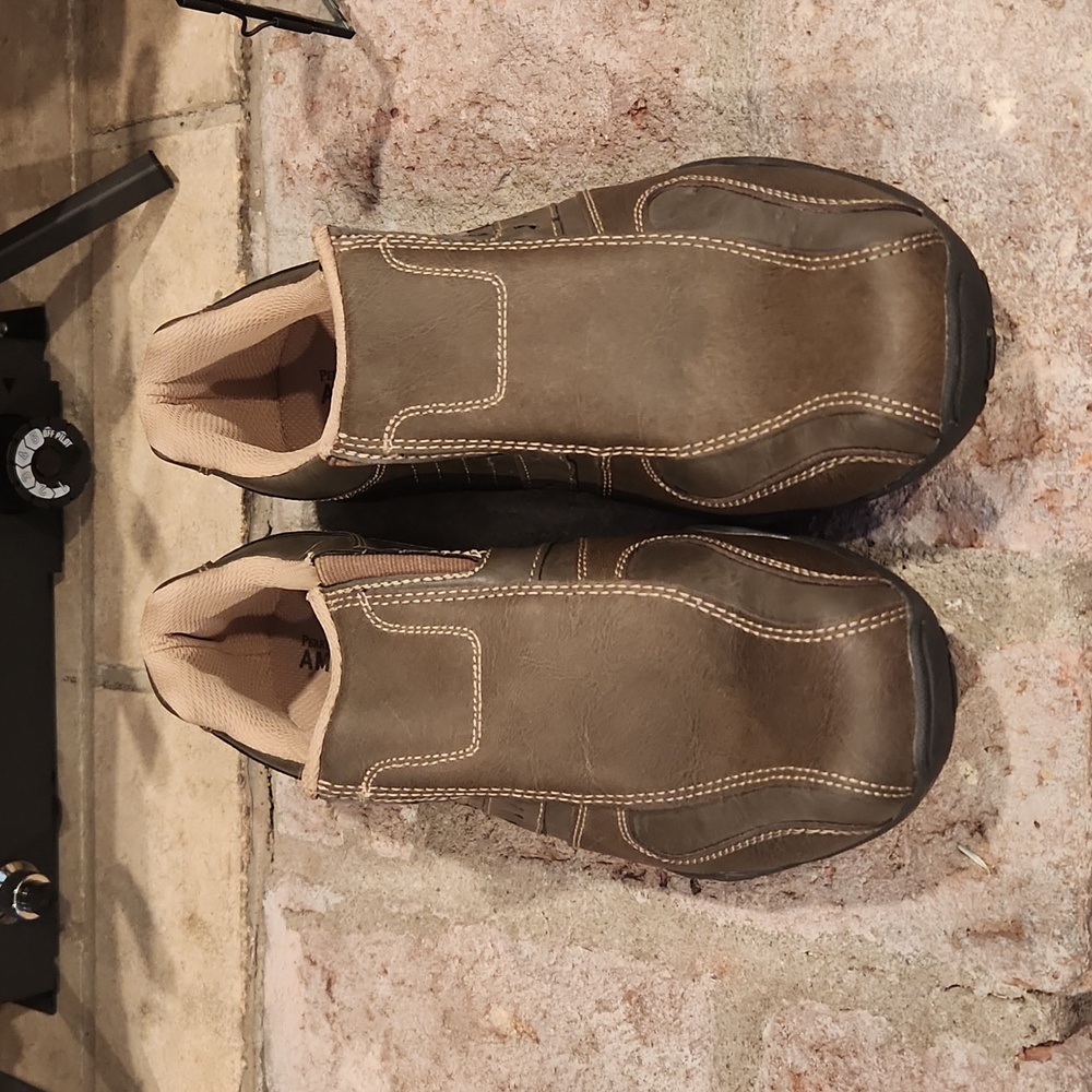 NWOT Mens Perry Ellis shoes